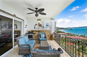 2-BD Ocean-View Condo with Pool Walk to Beach